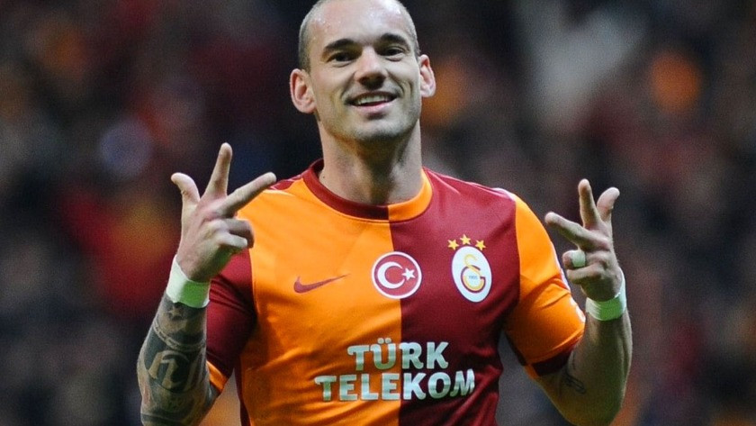 Galatasaray'a geri döneceği konuşulan Sneijder'e talip çıktı