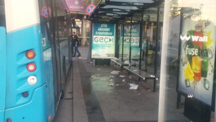 Beşiktaş’ta otobüs durağa daldı: 5’i ağır 15 yaralı