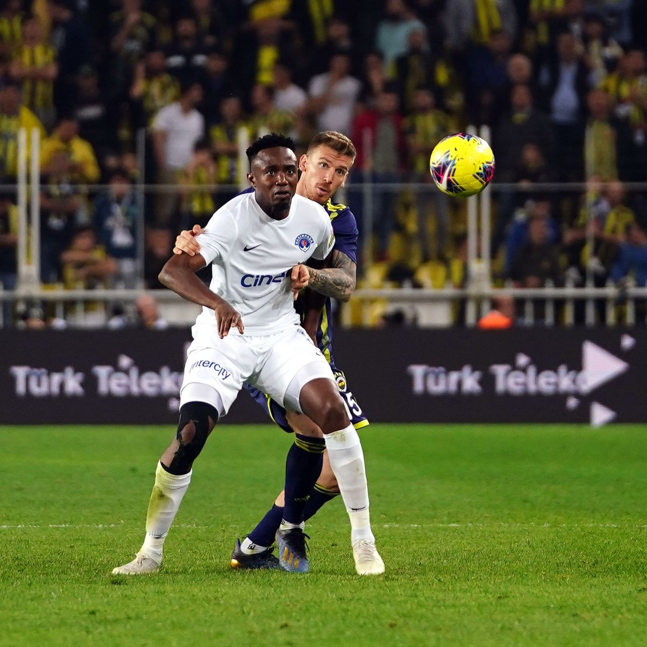 Fenerbahçe  Kasımpaşa Maçından Unutulmaz Kareler, Geniş Özeti ve Golleri İzle - Sayfa 3