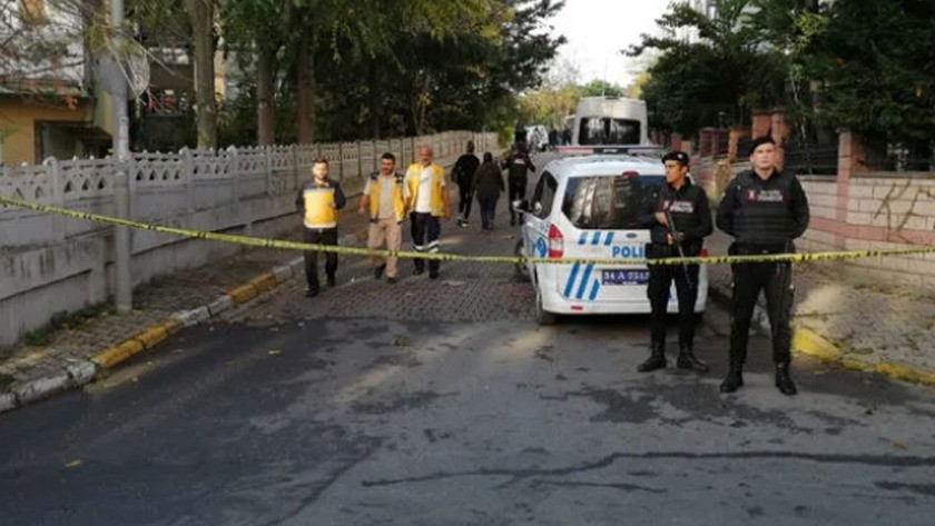 Bakırköy'de siyanürden ölen aile son yolculuğuna uğurlandı