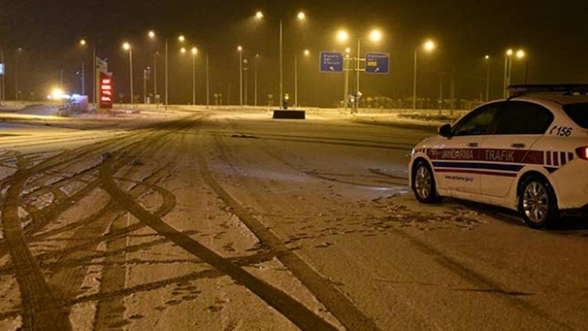 Şanlıurfa’da ulaşıma kar engeli