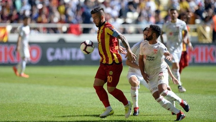 Yeni Malatyaspor - Sivasspor maçın özeti : 1 -3