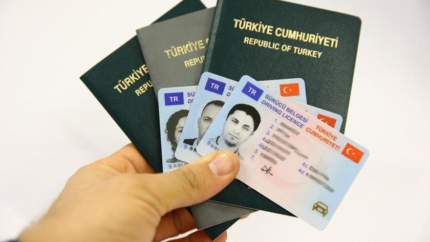 Vatandaşa kimlik, pasaport ve sürücü belgeleri duyurusu