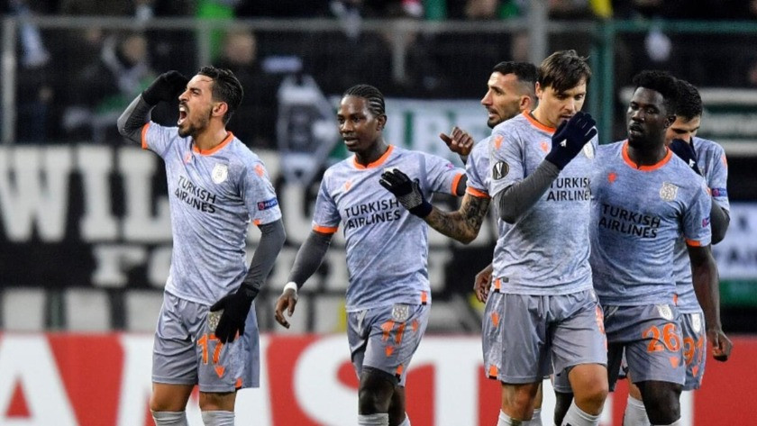 Borussia Mönchengladbach Başakşehir maç özeti ve golleri