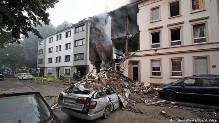 Almanya'da patlama!  Çok sayıda yaralı var