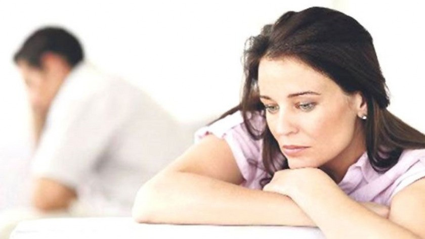 Menopoz kadınları fiziksel ve psikolojik olarak etkiliyor