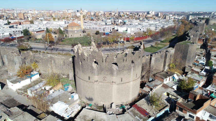 'Diyarbakır surlarına bakım yapılırsa 5 milyon turist gelir'