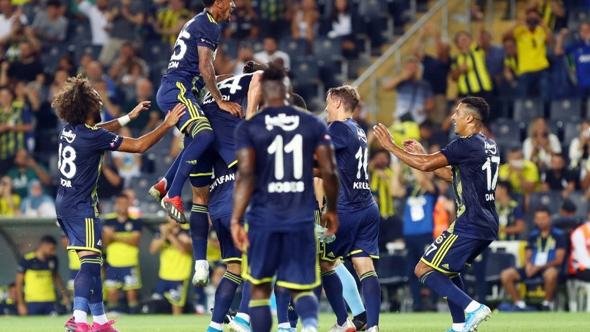 Fenerbahçe transferde bombayı patlatıyor! Eski yıldız geri dönüyor