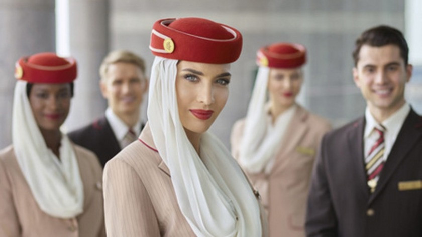 Emirates 2 İlde Lise Mezunu Tecrübeli Tecrübesiz Kabin Memuru Alıyor!