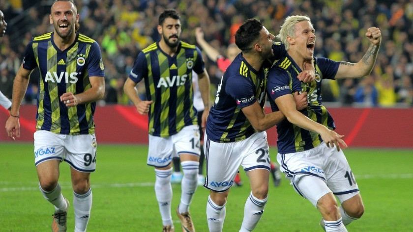 Fenerbahçe - Beşiktaş maç sonucu: 3-1 özet ve golleri izle