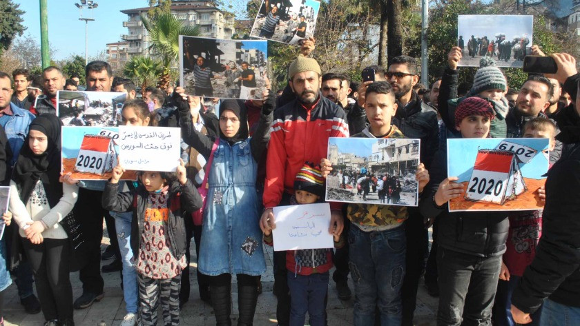 Hatay'daki Suriyelilerden İdlib protestosu