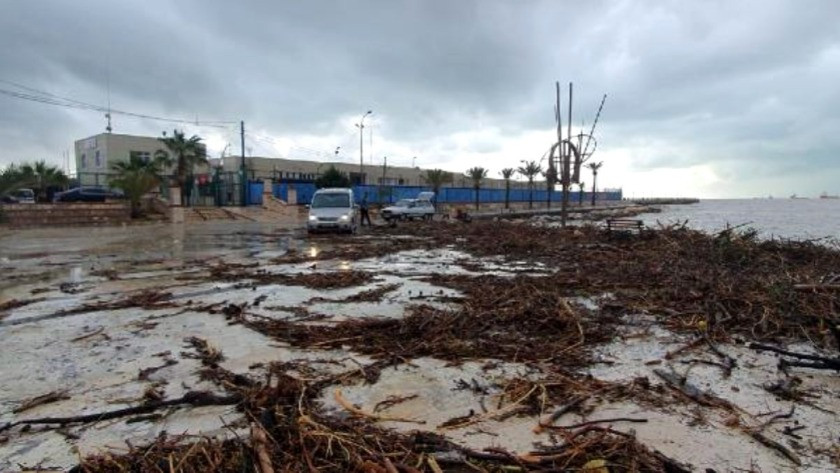 Mersin'de kuvvetli yağış can aldı, 1 kişi de kayıp