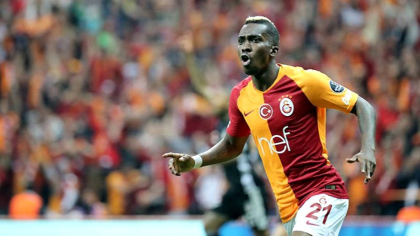 Galatasaraylı futbolcu Onyekuru sıtmaya yakalandı