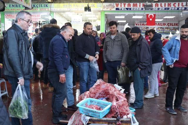 Kilosunu 50 liradan sattılar! 2 saatte tükendi - Sayfa 1