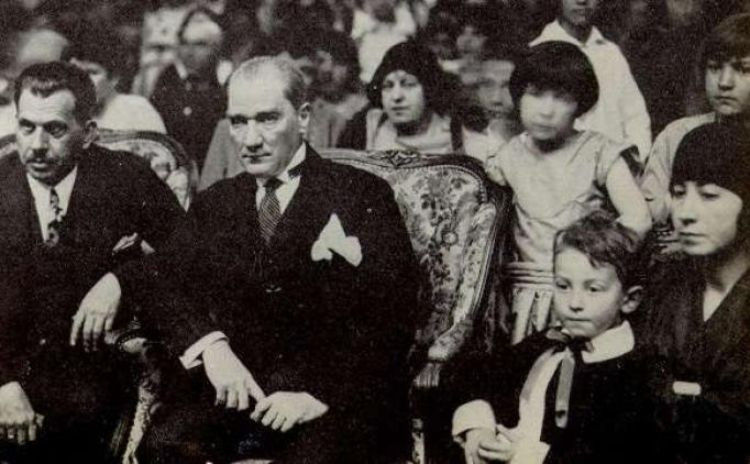 İngilizler'in Mustafa Kemal Atatürk’e Düzenlediği Suikast Girişimleri - Sayfa 1