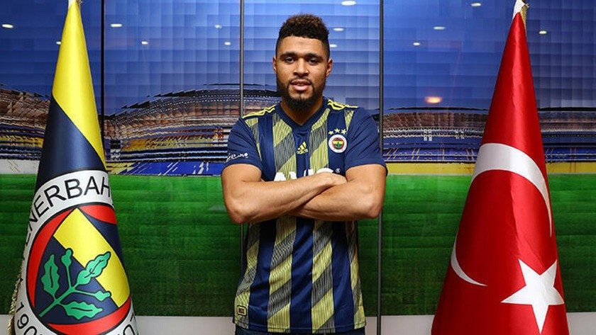 Fenerbahçe'de Simon Falette'nin lisansı çıktı!