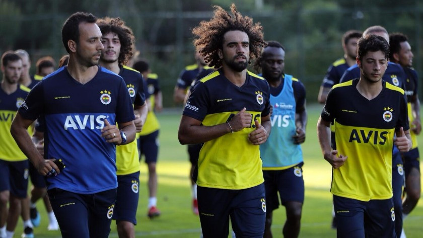 Fenerbahçe'nin Trabzonspor kamp kadrosu belli oldu