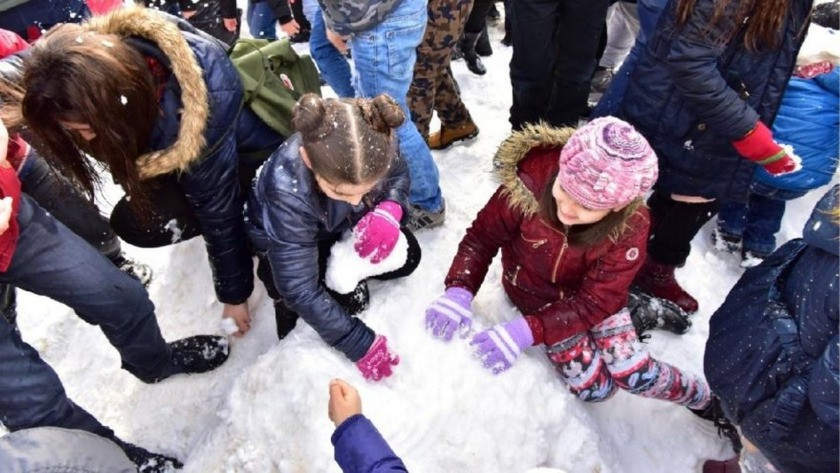 Bolu'da kar tatili !10 Şubat Bolu Valiliği okullar tatil mi? Sondakika