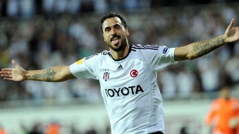 Eski Beşiktaşlı Hugo Almeida futbolu bıraktı