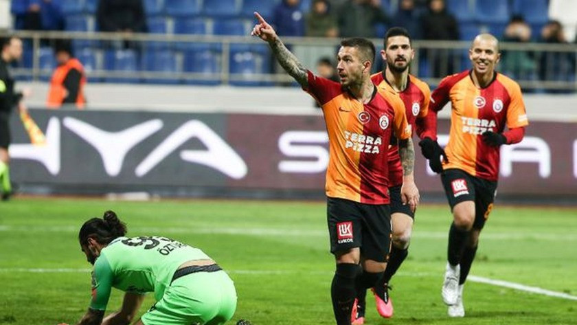 Kasımpaşa - Galatasaray maçın sonucu : 0-3 özet ve goller
