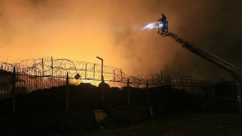 Adana'daki fabrika yangını 3 gündür söndürülemedi