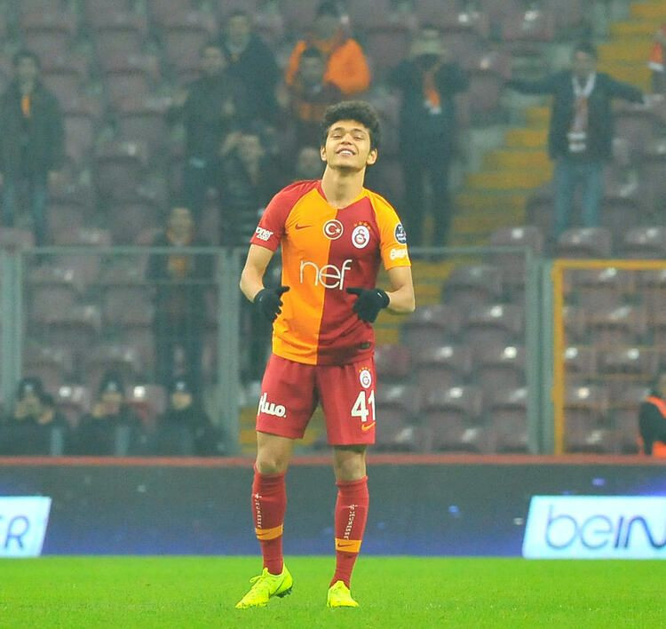 Dev derbi öncesi Galatasaray'a transfer çalımı! Mustafa kapı... - Sayfa 3