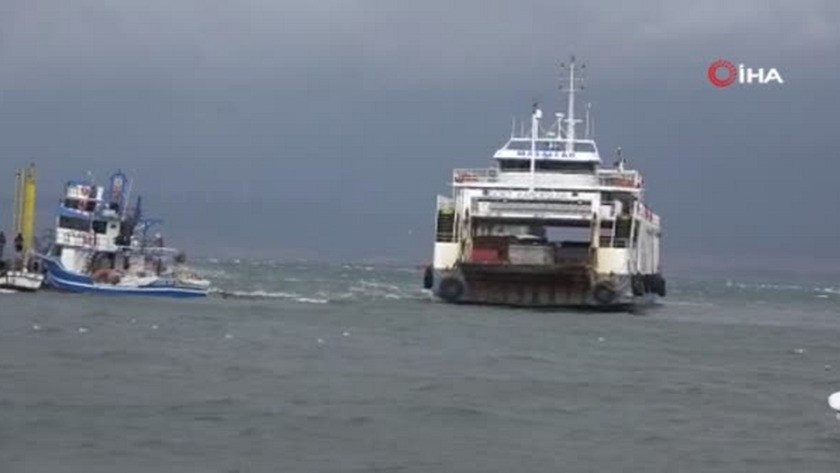 Karaya oturan feribot 5,5 saat sonra kurtarıldı