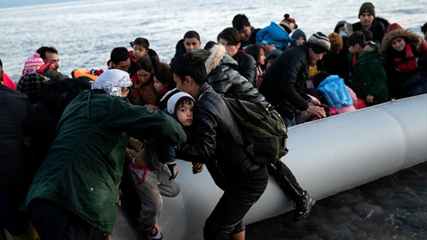 Soylu Yunanistan'a geçen göçmen sayısını açıkladı