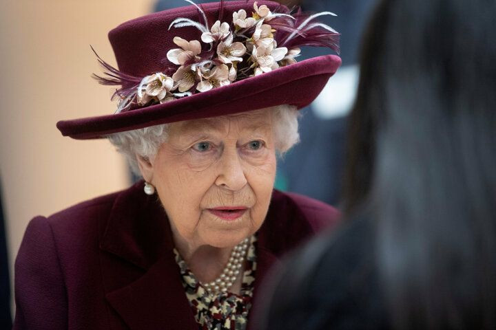 Kraliçe Elizabeth koronavirüsten korktu: Buckingham Sarayı'ndan kaçtı - Sayfa 3