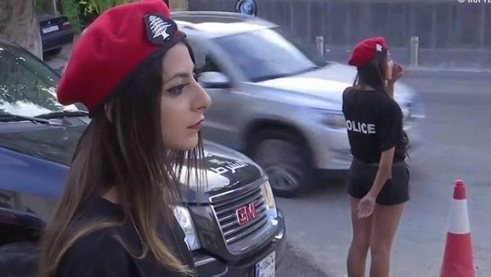 Lübnan kadın polislerinin yeni üniformaları herkesi şaşırttı! - Sayfa 1