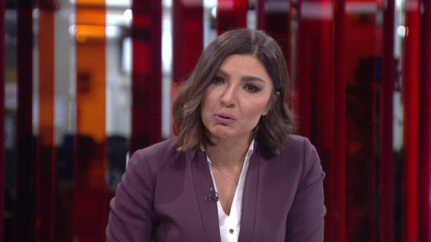 CNN Türk spikeri canlı yayında gözyaşlarını tutamadı