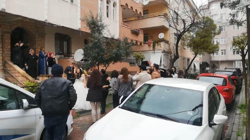 İstanbul'da şoke eden görüntü! Sokağı düğün salonuna çevirdiler