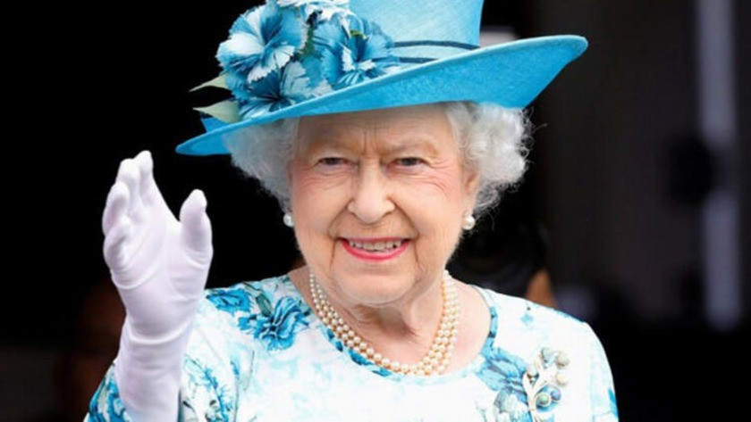 İngiltere Kraliçesi 2. Elizabeth 68 yılda 4.kez ulusa seslendi