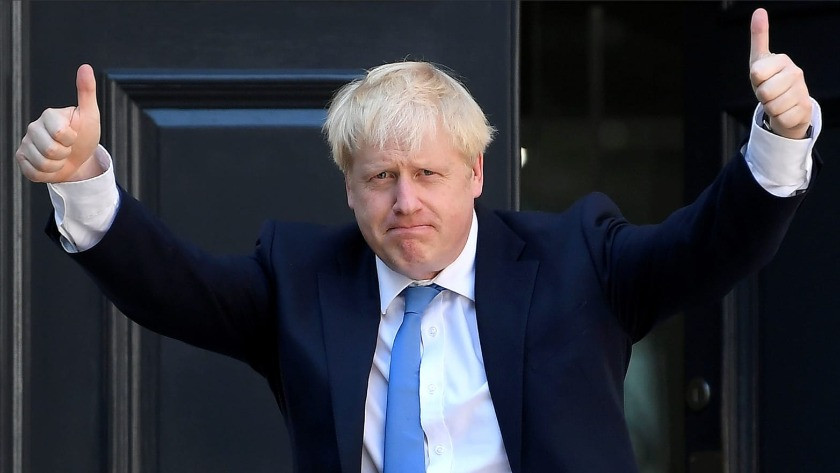 Koronavirüs tedavisi gören Boris Johnson yoğun bakımdan çıktı!