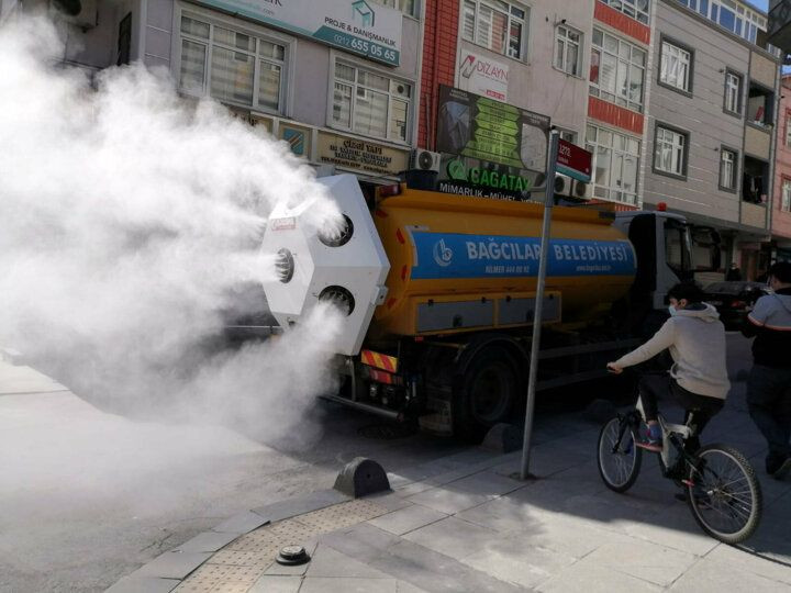 İstanbul sokaklarında mikronsis araçları temizlik yapıyor - Sayfa 4
