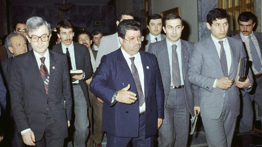 Turgut Özal'ın 25. ölüm yıl dönümünde rahmetle anılıyor! Turgut Özal kimdir? - Sayfa 2