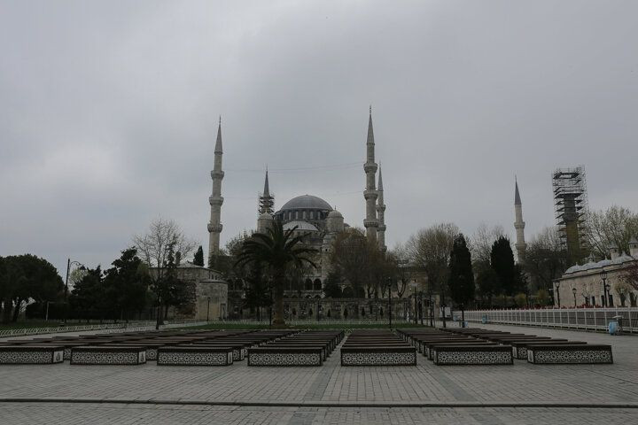İstanbul'un turistik mekanlarında koronavirüs sessizliği..! - Sayfa 1
