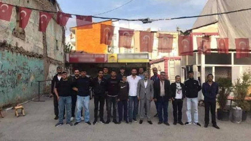 Elazığ'da toplu çekilen fotoğrafa rekor koronavirüs cezası!