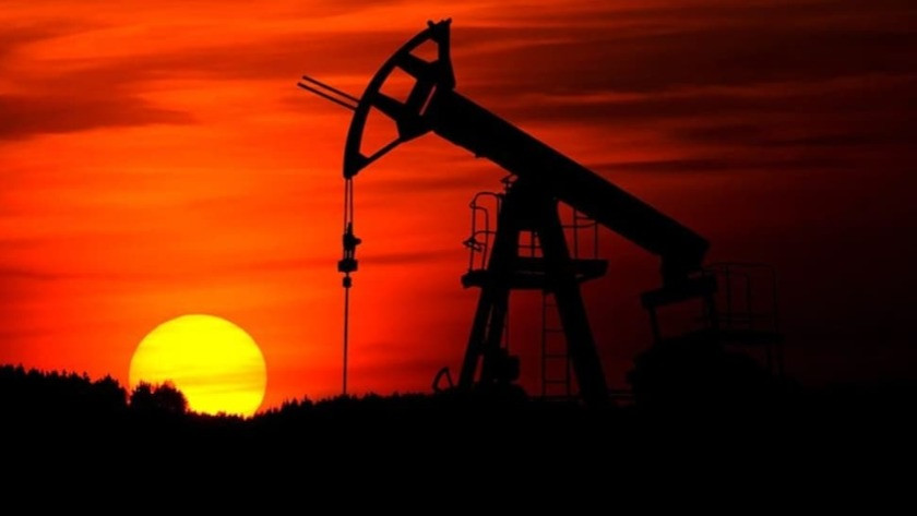 Petrol fiyatları neden düştü? 1 varil petrol ne kadar?