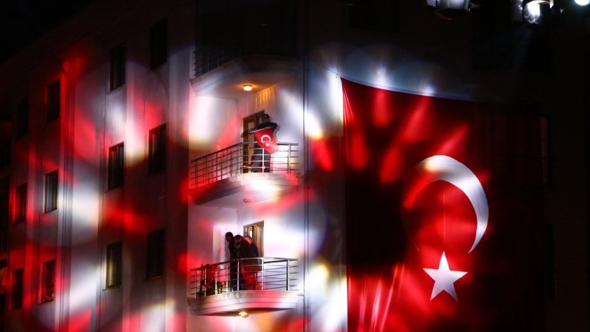 Tüm Türkiye İstiklâl Marşımızı söyledi! İşte il il tüm kutlamalar
