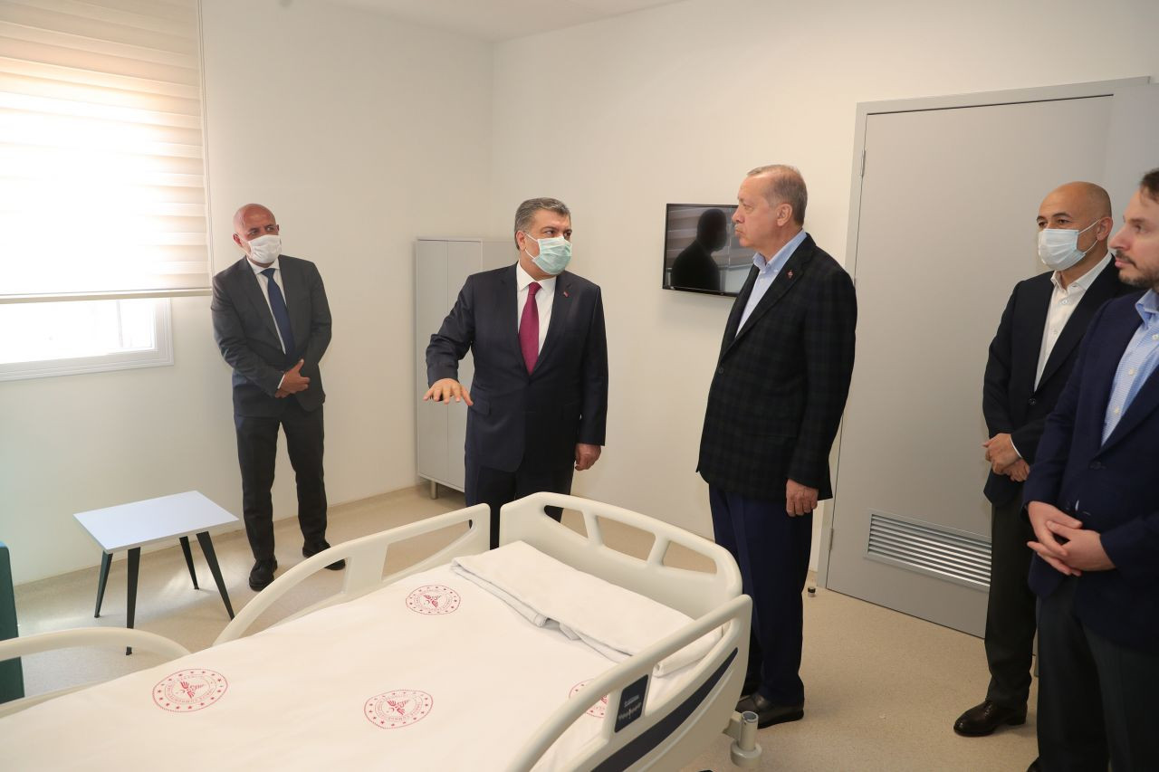 Erdoğan'dan salgın hastanelerine teftiş - Sayfa 3