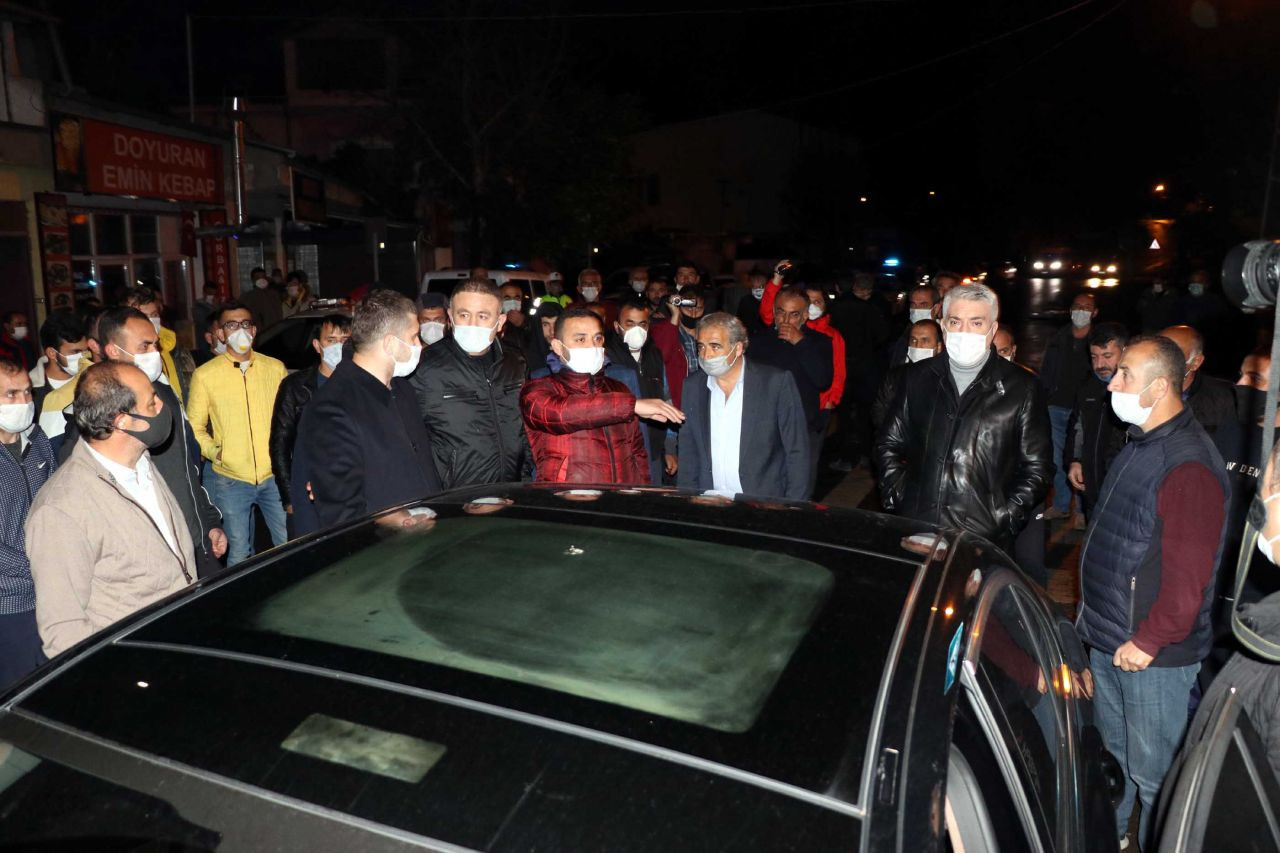 Gökçek'in cenazesi Kayseri'ye getirildi, mahalleli sokağa döküldü - Sayfa 3