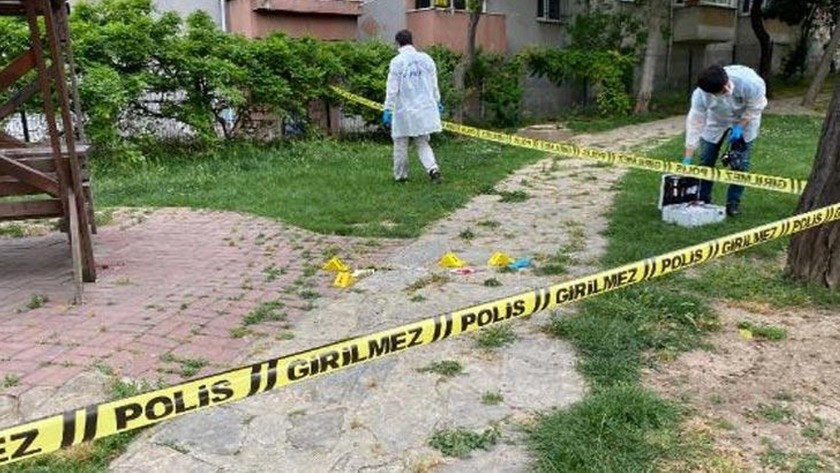 İstanbul parkta baba, oğlunu öldürdü