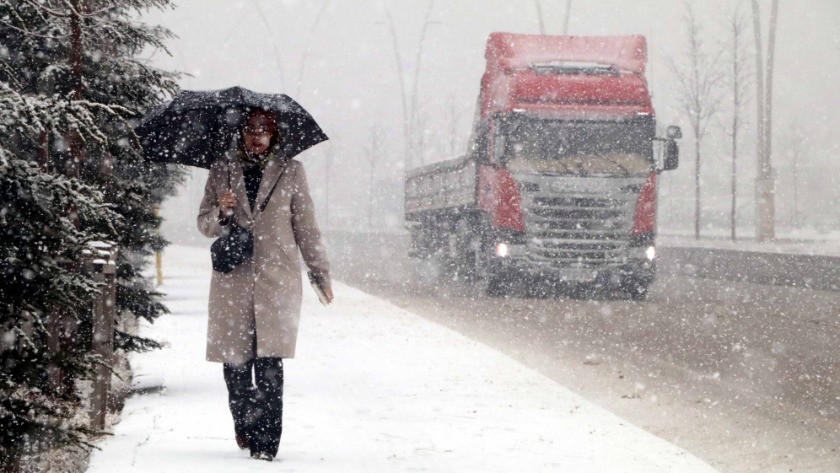 Meteoroloji'den Doğu Karadeniz'deki 6 ilde kuvvetli kar yağışı uyarısı
