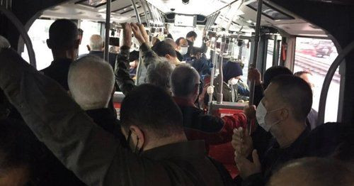 İşte İBB'nin yeni normali!Metrobüsler yine dolu dolu, sosyal mesafe. . - Sayfa 2