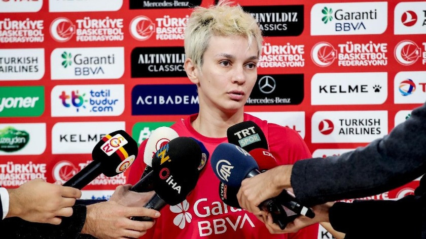 Galatasaray, takım kaptanı Işıl Alben'in sözleşmesini feshetti