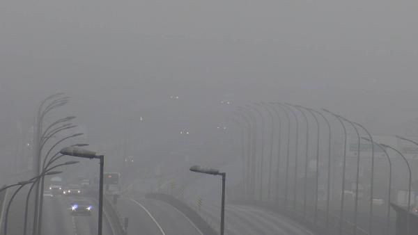 İstanbul'da sürücülere zor anlar yaşatan etkili sis kazaya neden oldu! - Sayfa 4