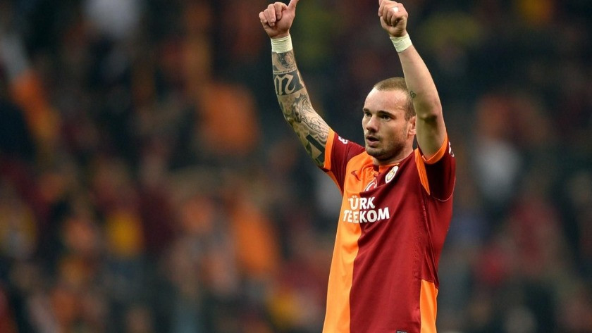 Wesley Sneijder, futbola geri dönmek için hazırlıklara başladı