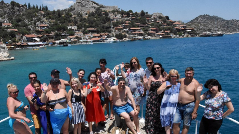 Ukraynalı turistlerden 'Türkiye'ye gelin' çağrısı