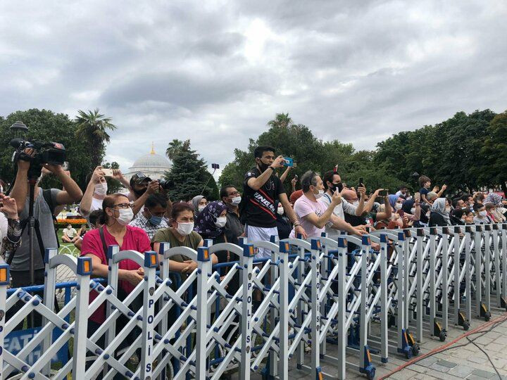 Ayasofya Meydanındaki 15 Temmuz koreografisi - Sayfa 4